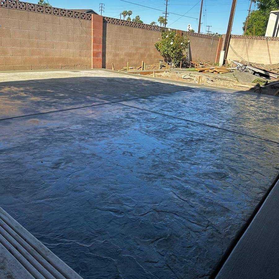 Stamped concrete slab, slate pattern